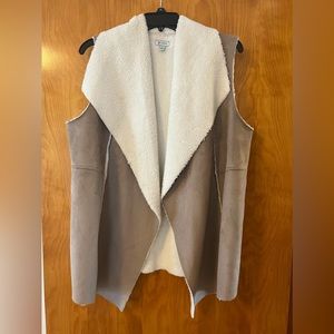 Women’s suede vest